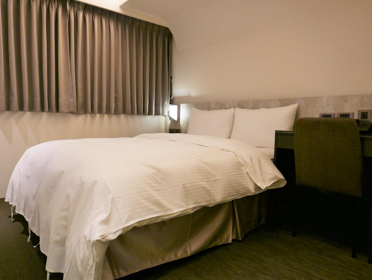 泊居旅店二館 Oursinn Hotel 2 Taipei Bagian luar foto