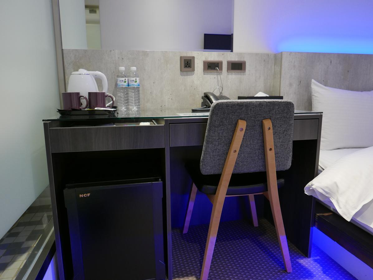 泊居旅店二館 Oursinn Hotel 2 Taipei Bagian luar foto
