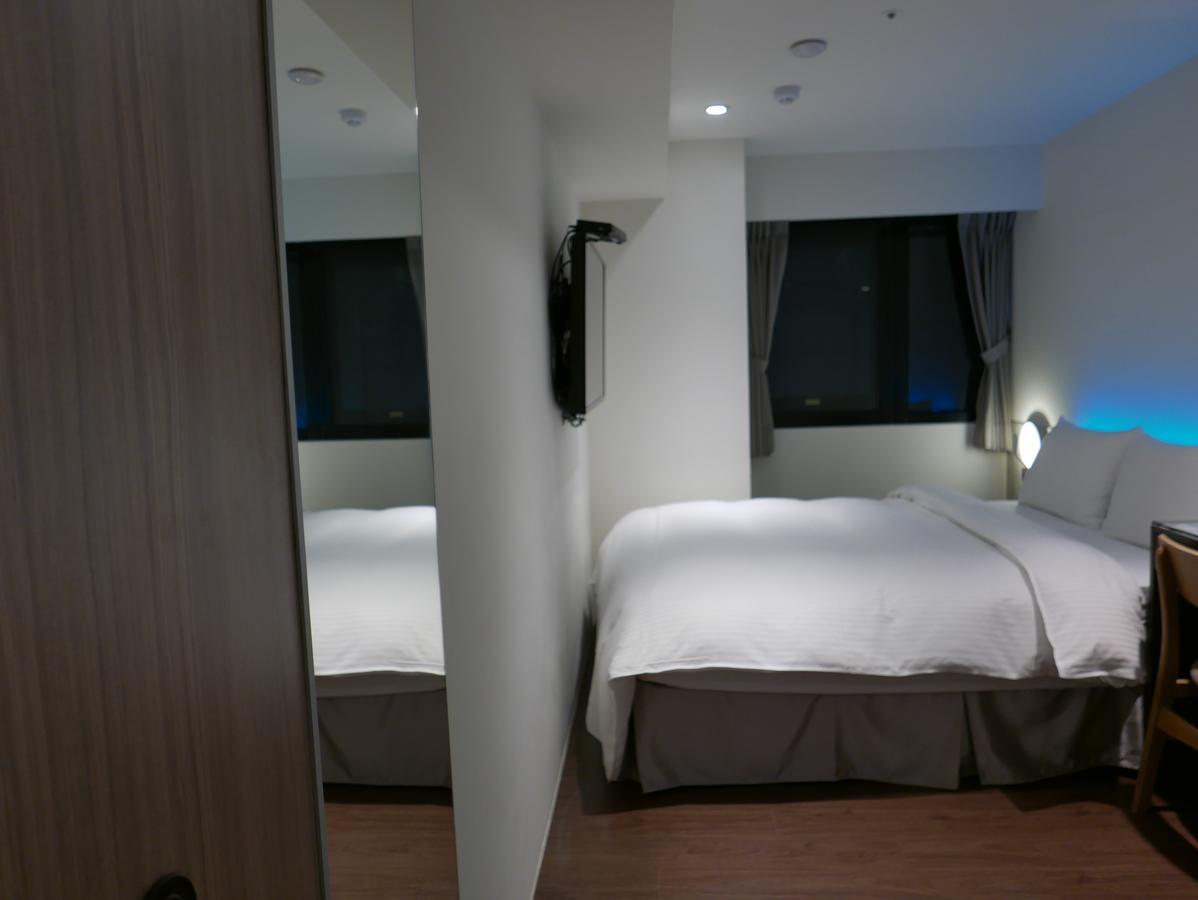 泊居旅店二館 Oursinn Hotel 2 Taipei Bagian luar foto